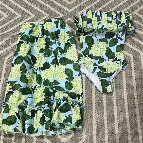 Source Unknown Green Floral Off-Shoulder Swimsuits - Picture 3 of 3